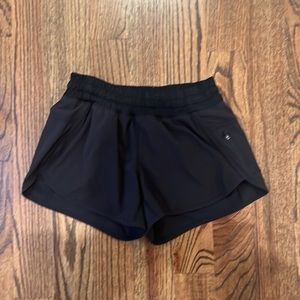 Lululemon Tracker 3” Short Black